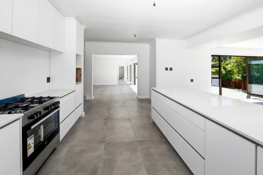5 Bedroom Property for Sale in Welgemoed Western Cape